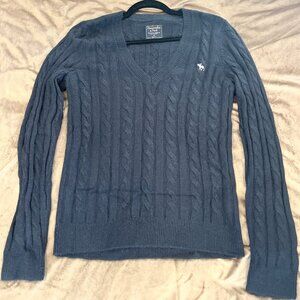 A&F Abercrombie & Fitch Women's Long Sleeve Cable Knit Sweater V-Neck